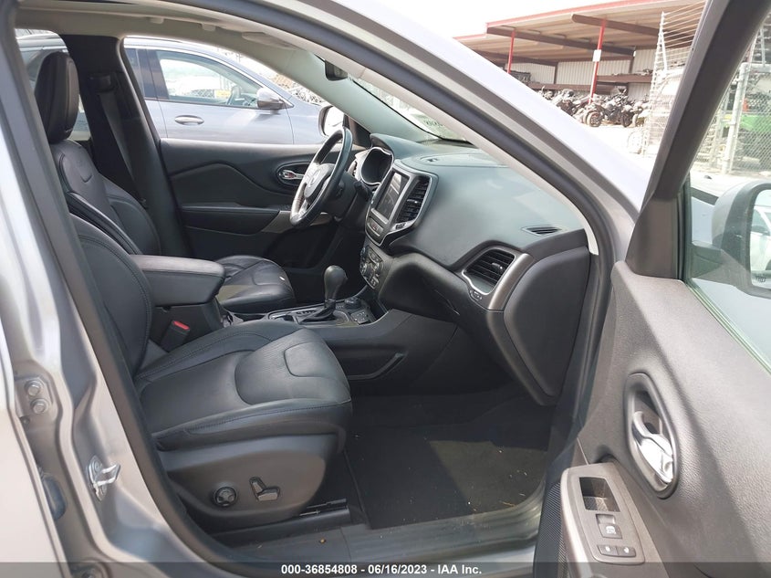VIN 1C4PJMMX6MD171750 2021 JEEP CHEROKEE LATITUDE LUX