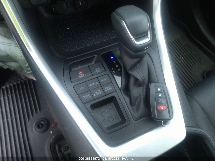 2022 TOYOTA RAV4 XLE PREMIUM - JTMA1RFV0ND086404