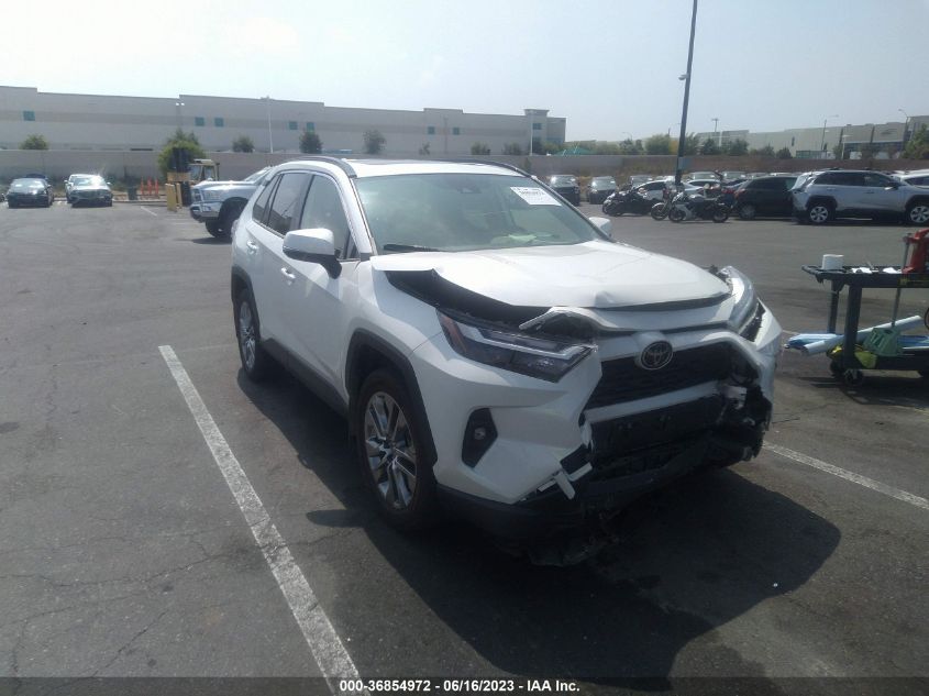 2022 TOYOTA RAV4 XLE PREMIUM - JTMA1RFV0ND086404