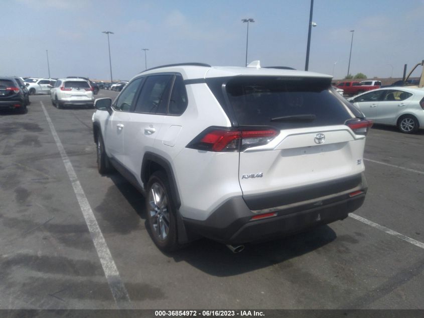 2022 TOYOTA RAV4 XLE PREMIUM - JTMA1RFV0ND086404