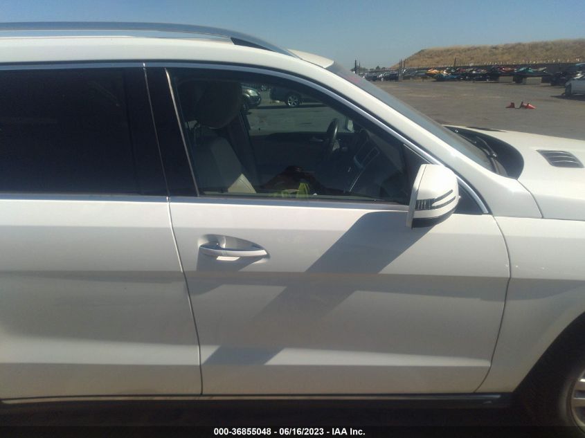 2016 MERCEDES-BENZ GL 4JGDF6EE6GA695026