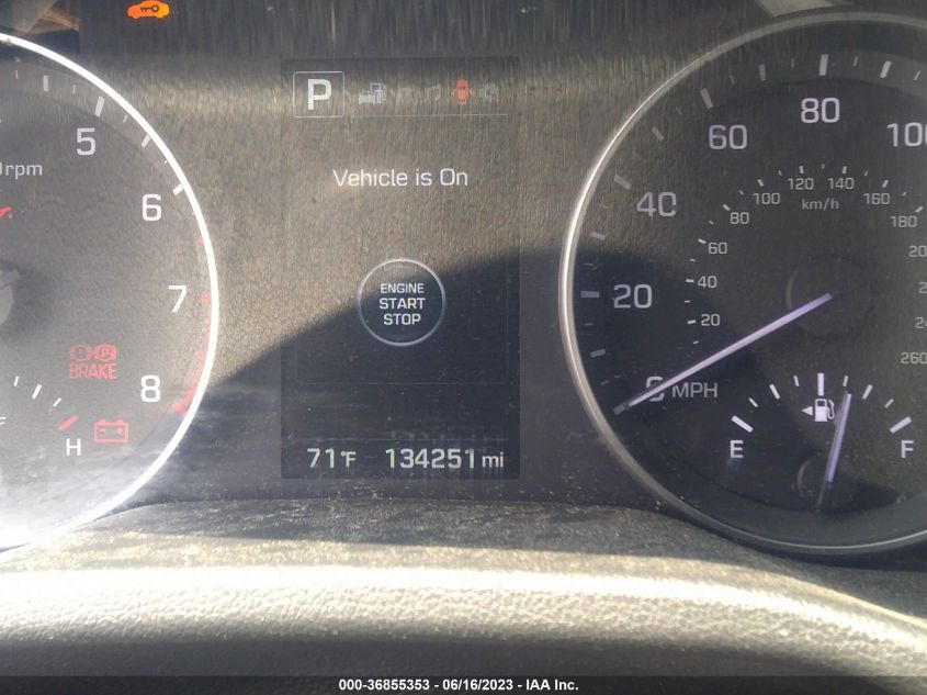 2017 HYUNDAI ELANTRA LIMITED - KMHD84LF2HU149155