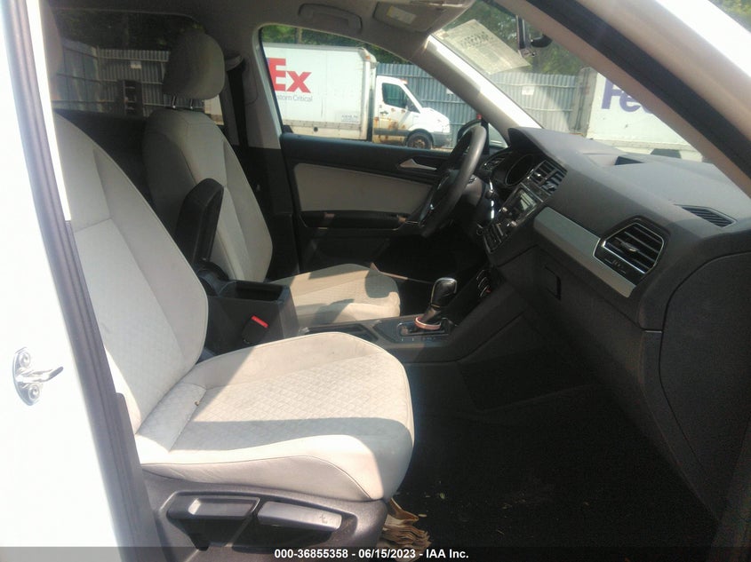 VIN 3VV1B7AX7JM083512 2018 VOLKSWAGEN TIGUAN S