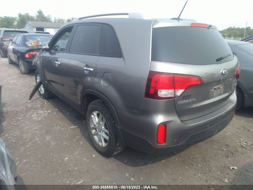 2015 KIA SORENTO LX - 5XYKTCA65FG656945