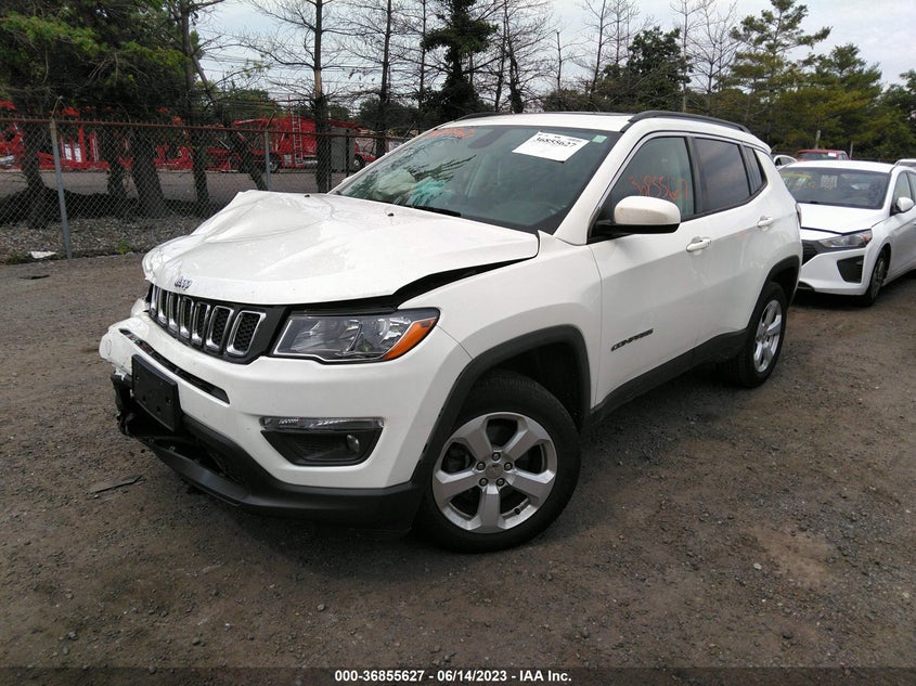 VIN 3C4NJDBB5JT282150 2018 JEEP COMPASS LATITUDE