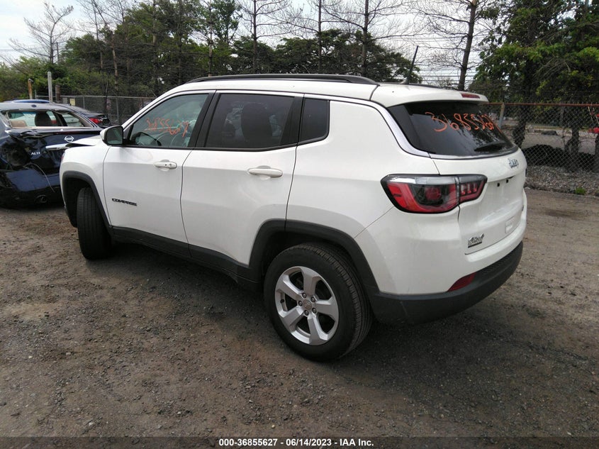 VIN 3C4NJDBB5JT282150 2018 JEEP COMPASS LATITUDE