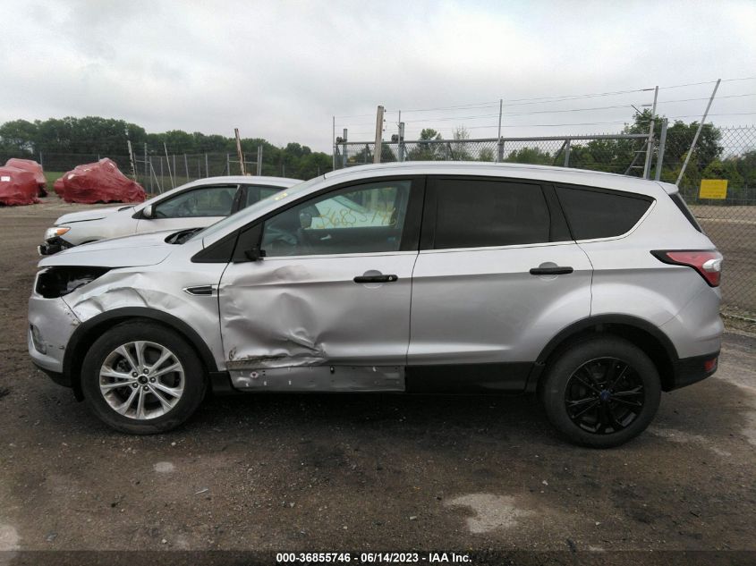 2017 FORD ESCAPE SE - 1FMCU0G98HUB75327