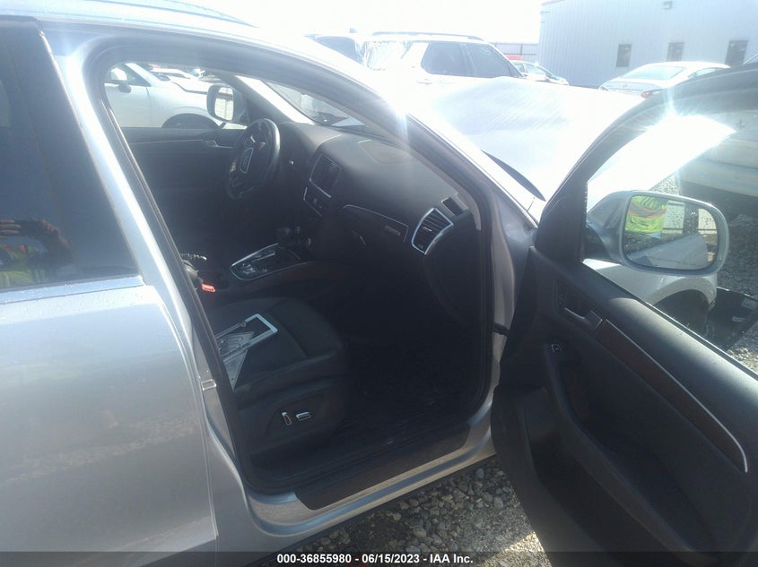 VIN WA1C2AFP6HA099764 2017 AUDI Q5 PREMIUM