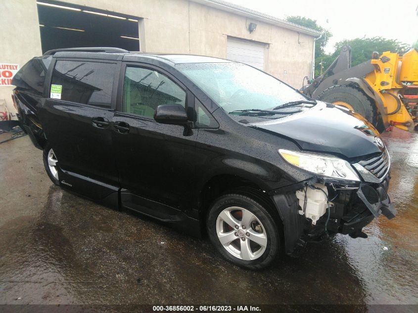 2017 TOYOTA SIENNA LE - 5TDKZ3DC2HS844389