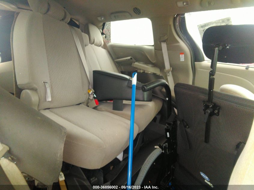2017 TOYOTA SIENNA LE - 5TDKZ3DC2HS844389