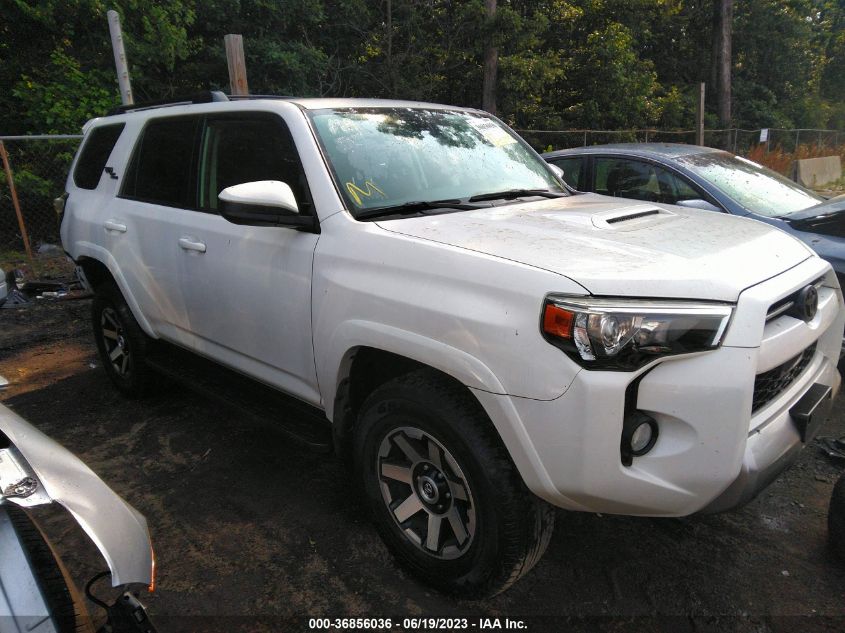 2020 TOYOTA 4RUNNER SR5 - JTEBU5JRXL5794807