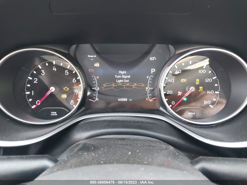 VIN 3C4NJDBB4KT655910 2019 JEEP COMPASS LATITUDE