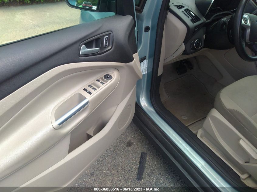 2014 FORD C-MAX HYBRID SE - 1FADP5AU4EL517762