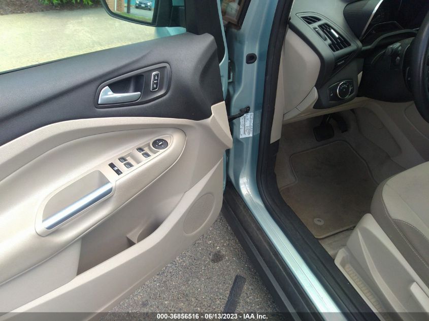 2014 FORD C-MAX HYBRID SE - 1FADP5AU4EL517762