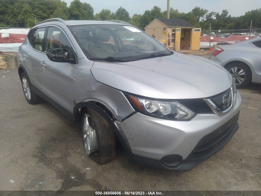 NISSAN ROGUE SPORT SV 2018