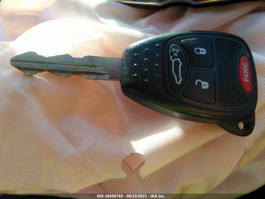 2013 CHRYSLER 200 LX - 1C3CCBABXDN743195