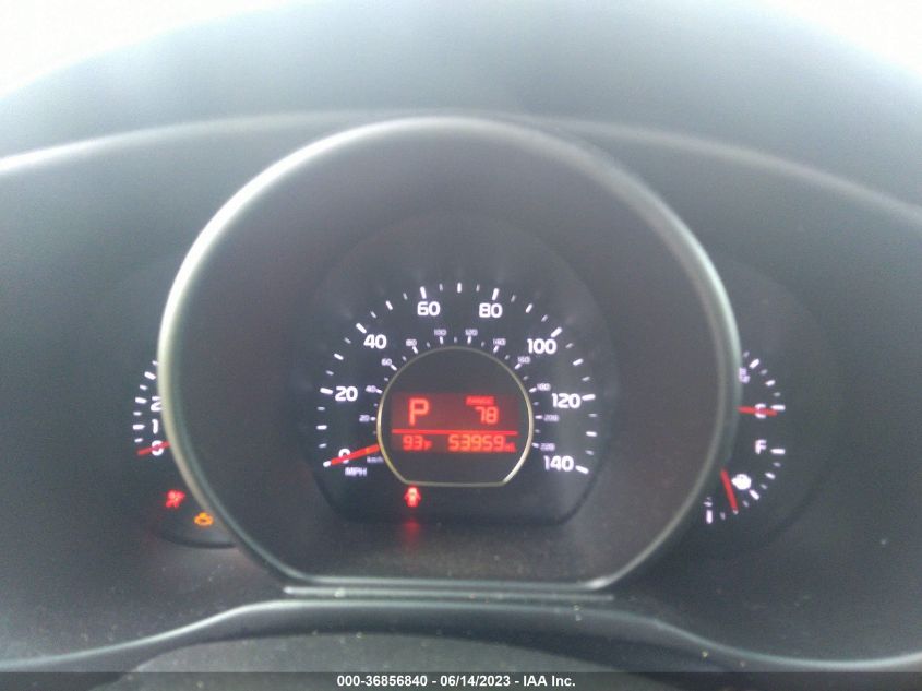 2016 KIA SOUL - KNDJN2A29G7350682