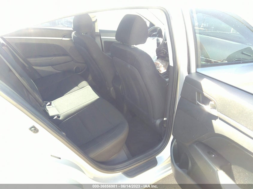 VIN 5NPD84LF2KH409205 2019 HYUNDAI ELANTRA SEL