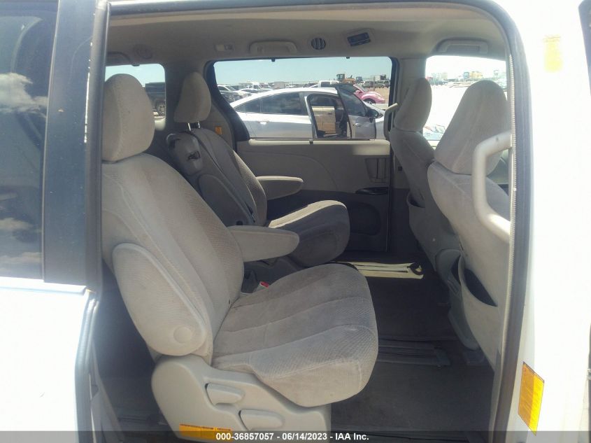 2013 TOYOTA SIENNA LE - 5TDKK3DC2DS305611