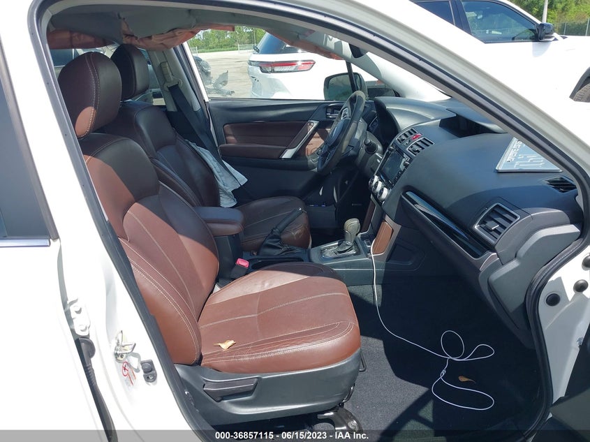 VIN JF2SJAWC5JH446579 2018 SUBARU FORESTER 2.5I TOURING