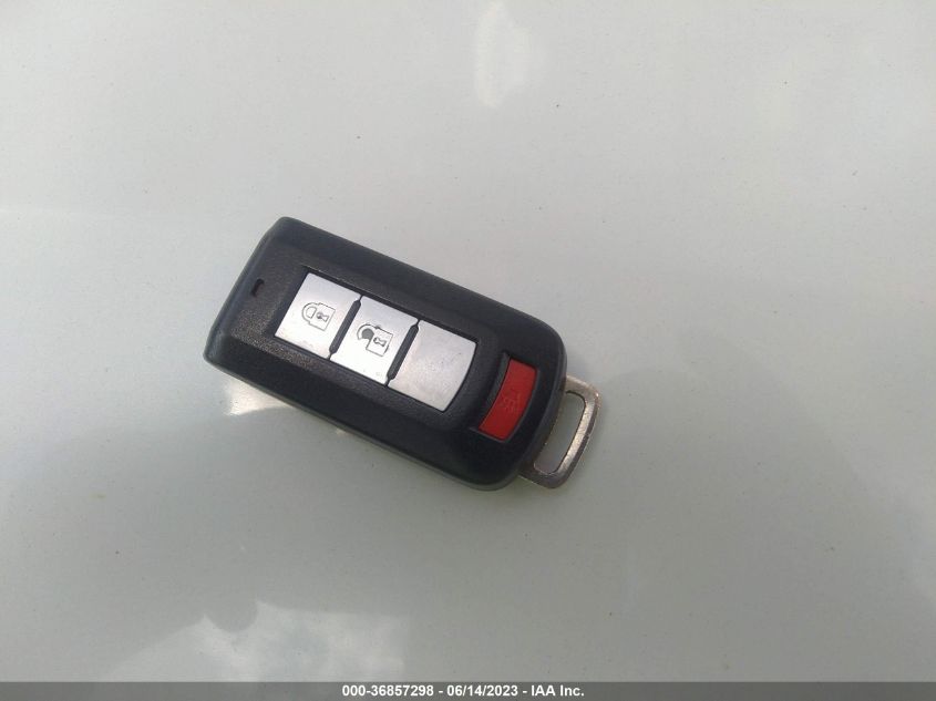 2018 MITSUBISHI OUTLANDER SE/SEL/LE - JA4AD3A33JZ032869