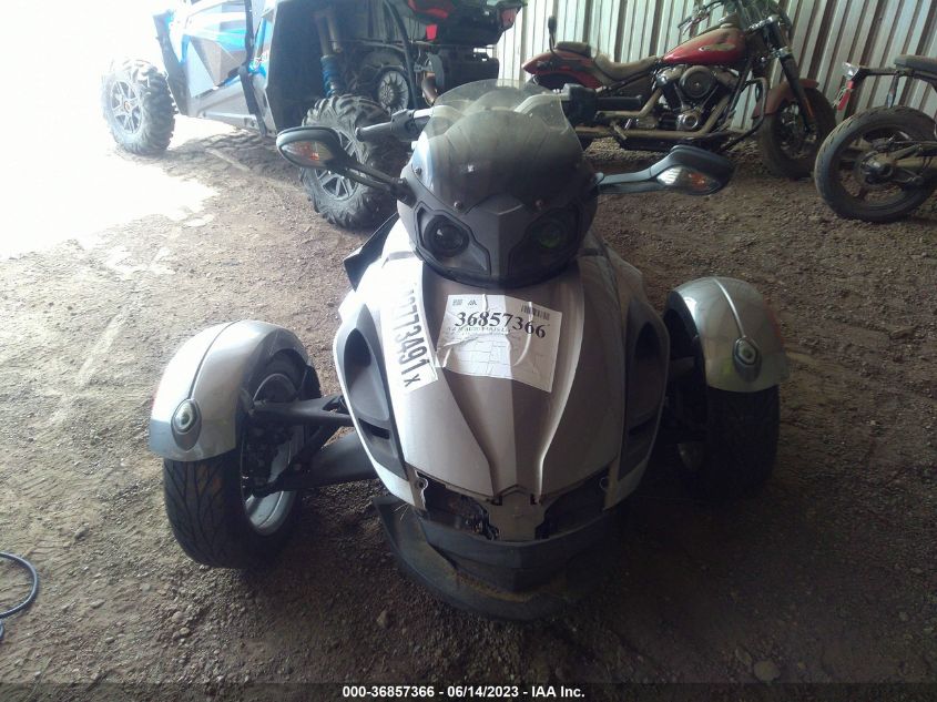 2013 CAN-AM SPYDER ROADSTER RS/RS-S 2BXNABC18DV000382