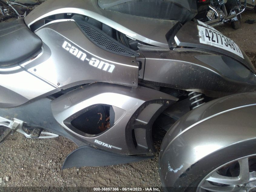 2013 CAN-AM SPYDER ROADSTER RS/RS-S 2BXNABC18DV000382