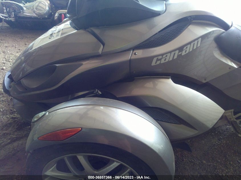 2013 CAN-AM SPYDER ROADSTER RS/RS-S 2BXNABC18DV000382