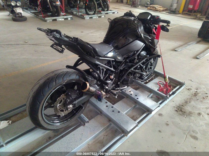2022 KAWASAKI ZR900 F - ML5ZRDF11NDA54019