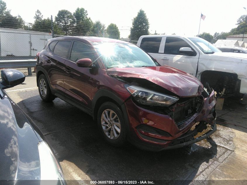 2017 HYUNDAI TUCSON SE - KM8J23A45HU341671