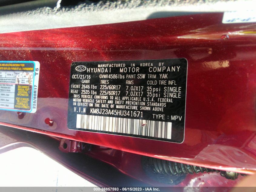 2017 HYUNDAI TUCSON SE - KM8J23A45HU341671