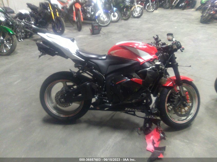 2009 HONDA CBR600 RR - JH2PC40409K201664
