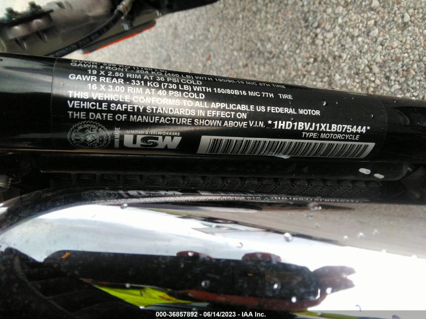 2020 HARLEY-DAVIDSON FXST 1HD1BVJ1XLB075444