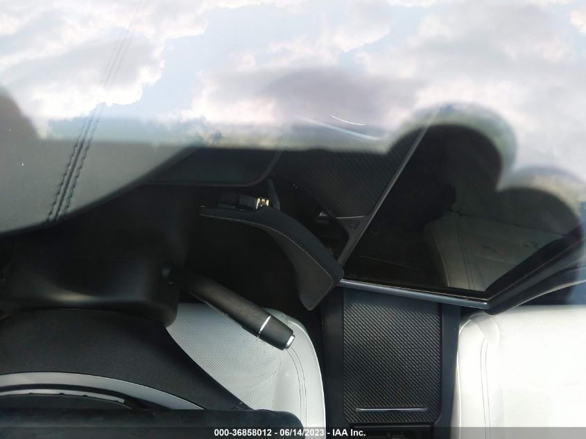 2018 TESLA MODEL S 75D/100D/P100D - 5YJSA1E40JF275023