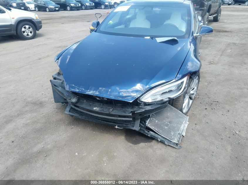 2018 TESLA MODEL S 75D/100D/P100D - 5YJSA1E40JF275023
