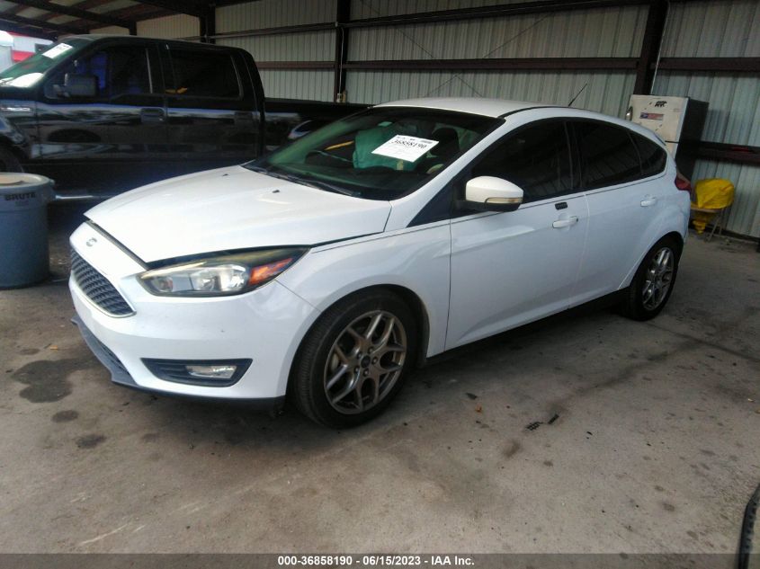 2015 FORD FOCUS SE - 1FADP3K28FL345643