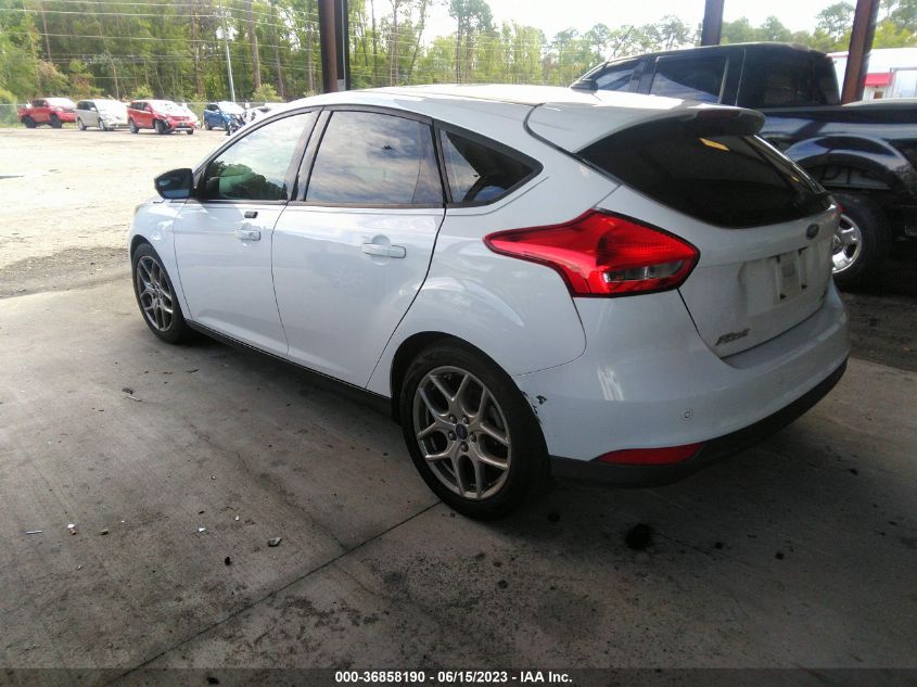 2015 FORD FOCUS SE - 1FADP3K28FL345643