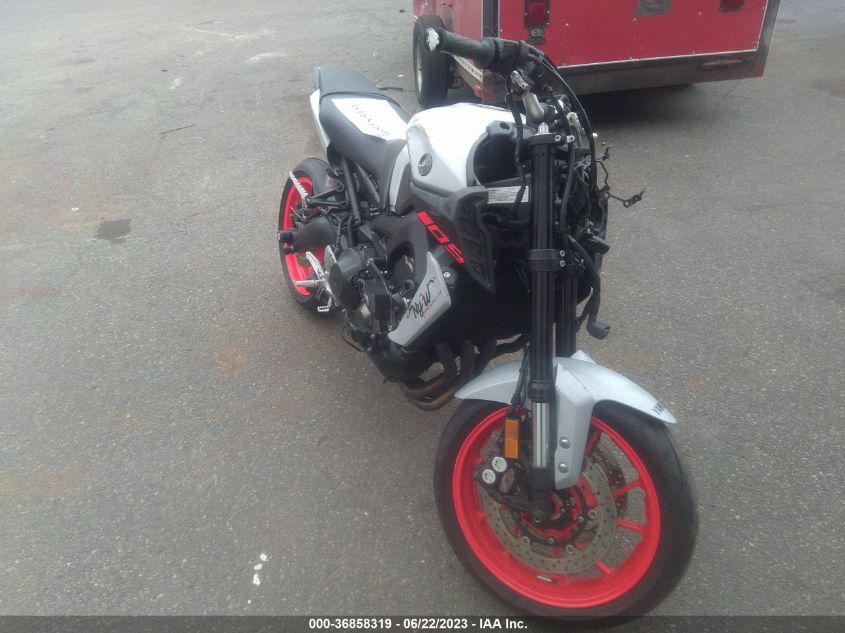 2020 YAMAHA MT09 - JYARN53E5LA007128