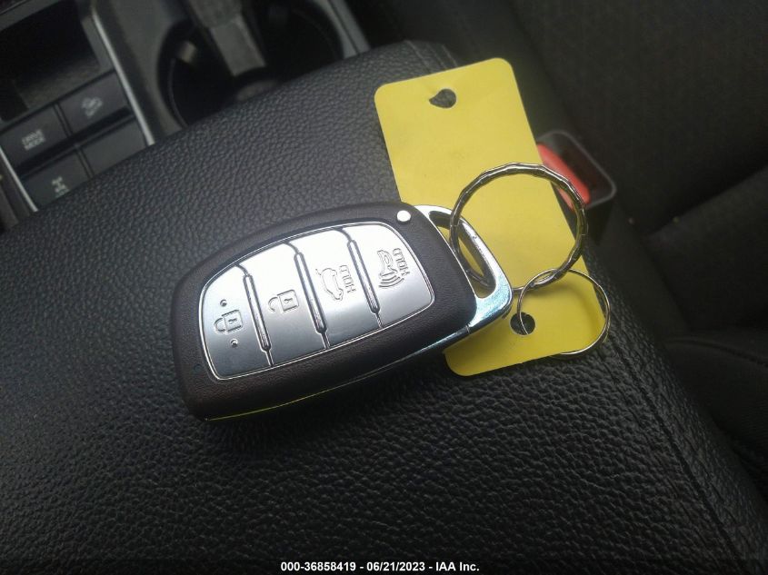 2017 HYUNDAI TUCSON LIMITED/SPORT AND ECO/SE - KM8J3CA2XHU464202