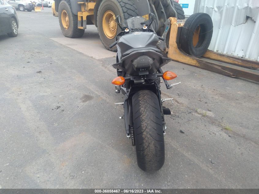 2016 YAMAHA YZFR6 JYARJ16E3GA034706