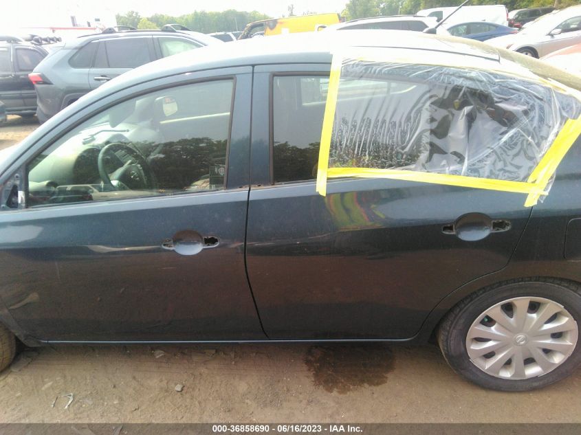 2015 NISSAN VERSA S PLUS - 3N1CN7AP8FL869611