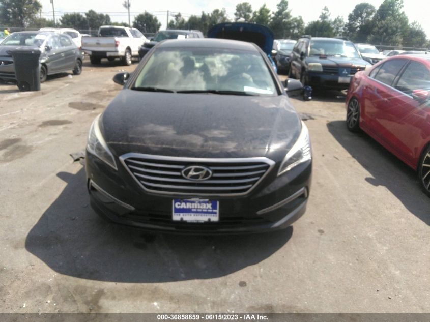 2015 HYUNDAI SONATA 2.4L SE - 5NPE24AF3FH157267