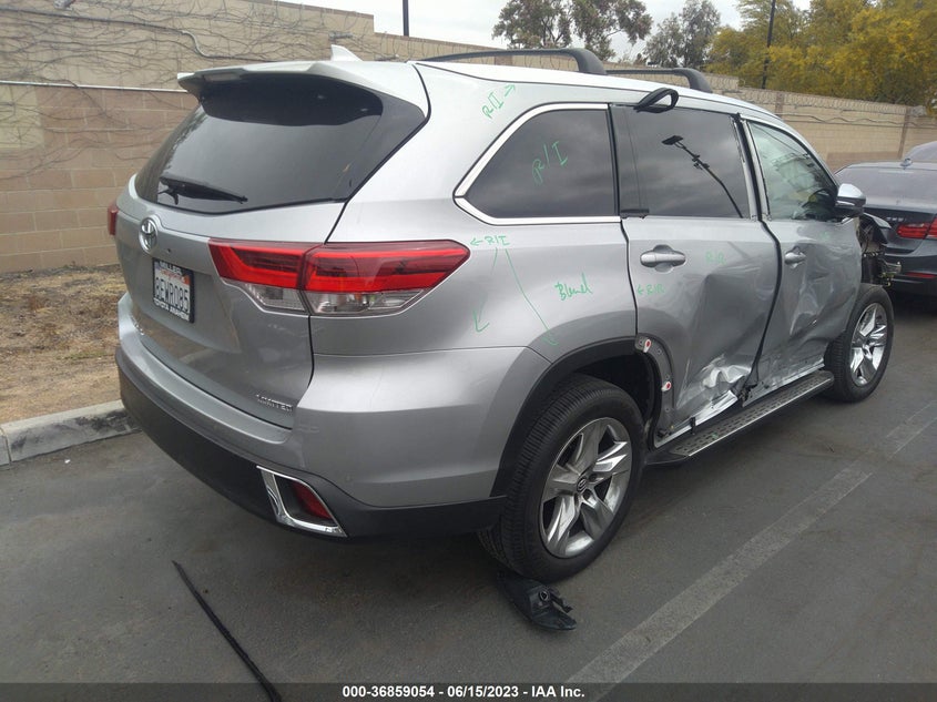 VIN 5TDYZRFHXJS277439 2018 TOYOTA HIGHLANDER LIMITED