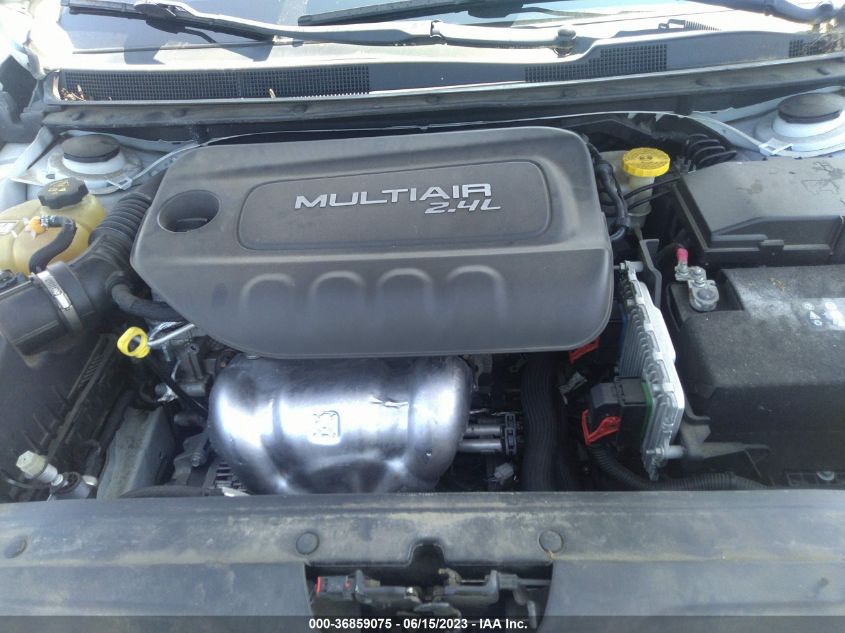 2015 CHRYSLER 200 C - 1C3CCCCB5FN735933