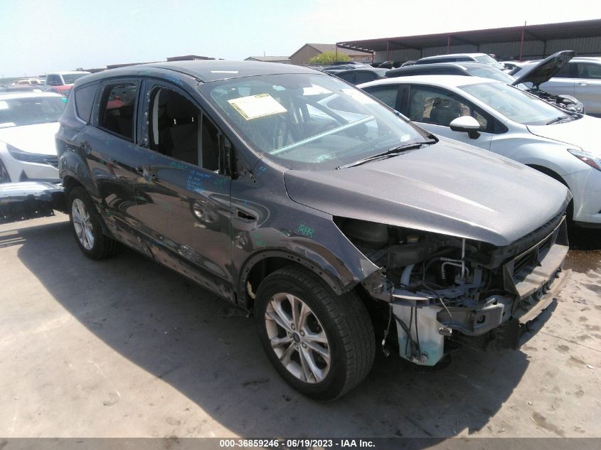 2017 FORD ESCAPE SE - 1FMCU0G91HUE54120