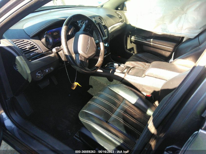 2019 CHRYSLER 300 300S - 2C3CCABG4KH697518