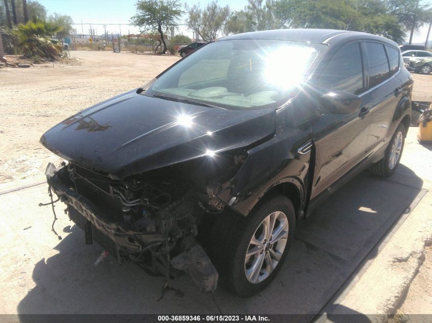 2017 FORD ESCAPE SE - 1FMCU0GD1HUA82766