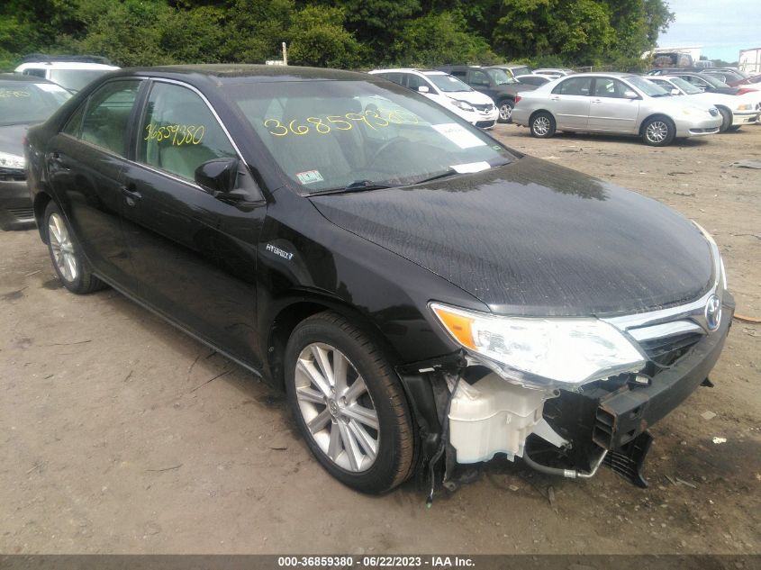 2014 TOYOTA CAMRY HYBRID LE/XLE/SE LIMITED EDITION - 4T1BD1FK2EU137402