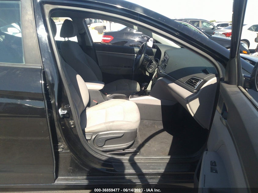 VIN KMHD74LF5HU207102 2017 HYUNDAI ELANTRA SE