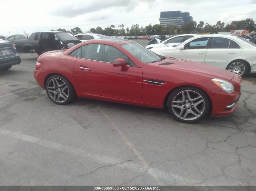 2014 MERCEDES-BENZ SLK-CLASS SLK 250 - WDDPK4HA0EF081511